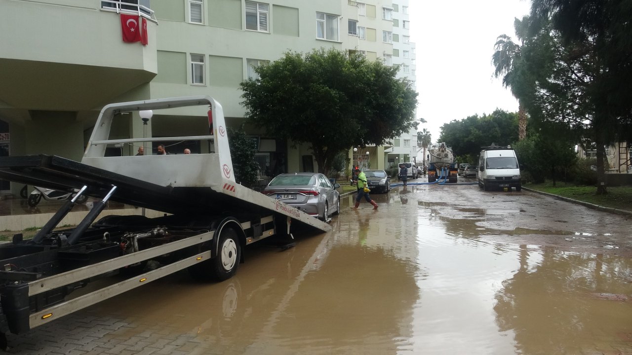 Antalya’da gece yaşanan felaketin bilançosu gündüz ortaya çıktı