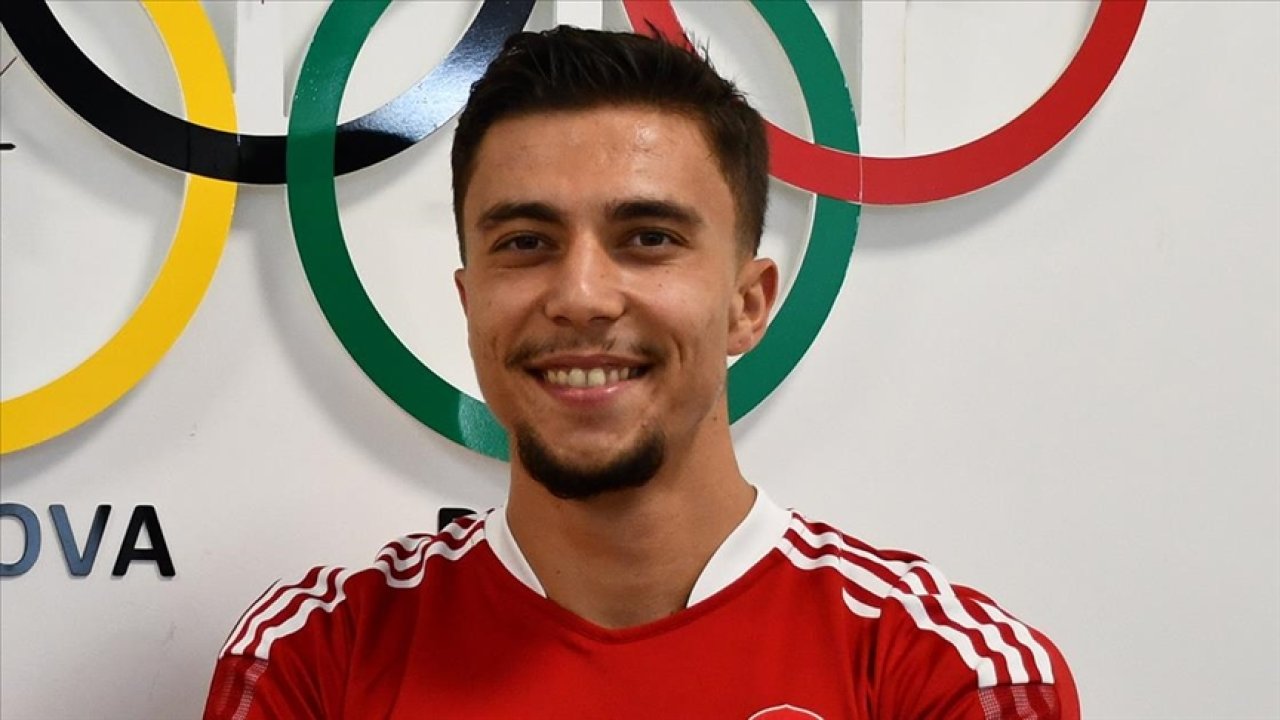 Milli atlet Uyar'dan Türkiye rekoru