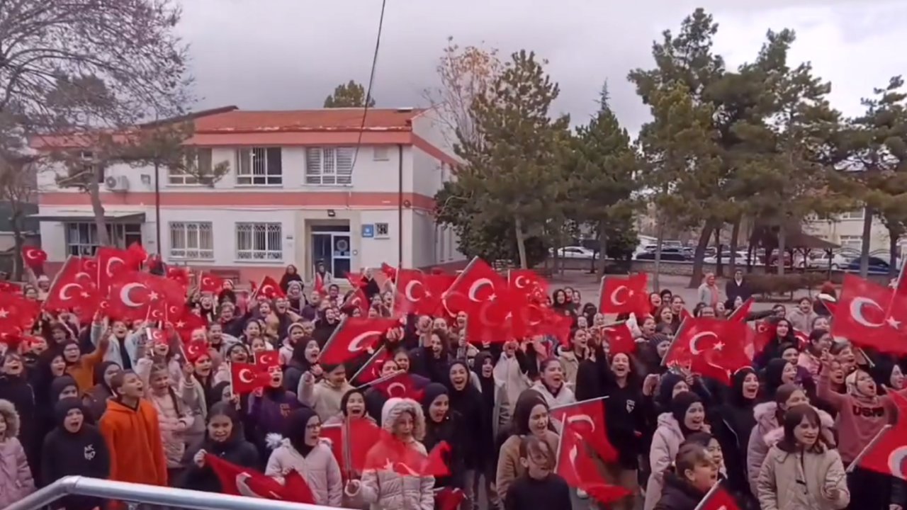 Konya CHK İHO’da bayrak coşkusu