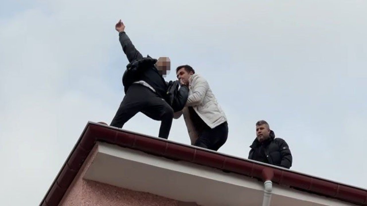 Konya’da kahraman Emniyet Müdürü! Çatıdan düşmek üzereyken son anda yakaladı
