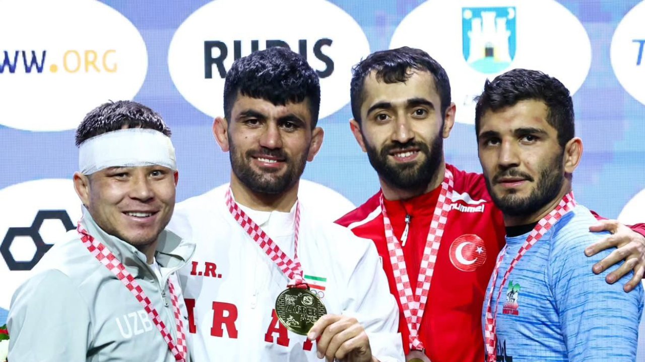 Konya Büyükşehir Belediyepor madalyaları topluyor