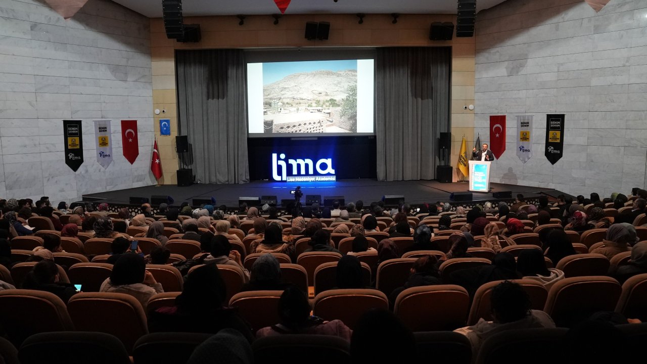 Lima’dan insanlık ve vicdan ekseninde “Doğu Türkistan” söyleşisi