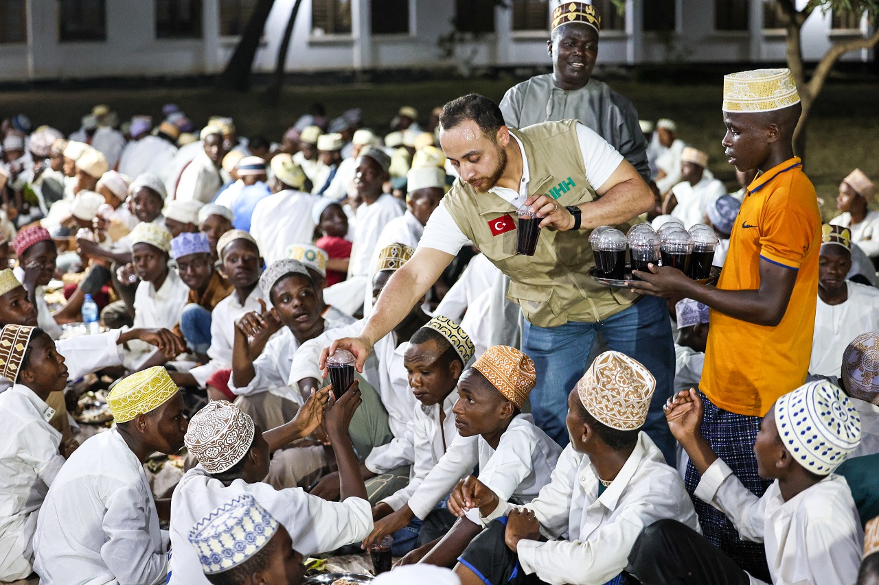 İHH Ramazan seferberliği başlatıyor: İHH 3 milyondan fazla kişiye destek verecek