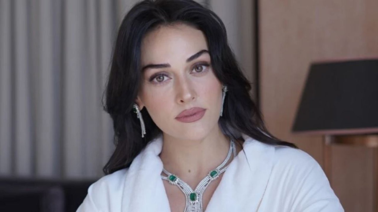 Güzelleşmek yetmedi! Esra Bilgiç ifşa oldu