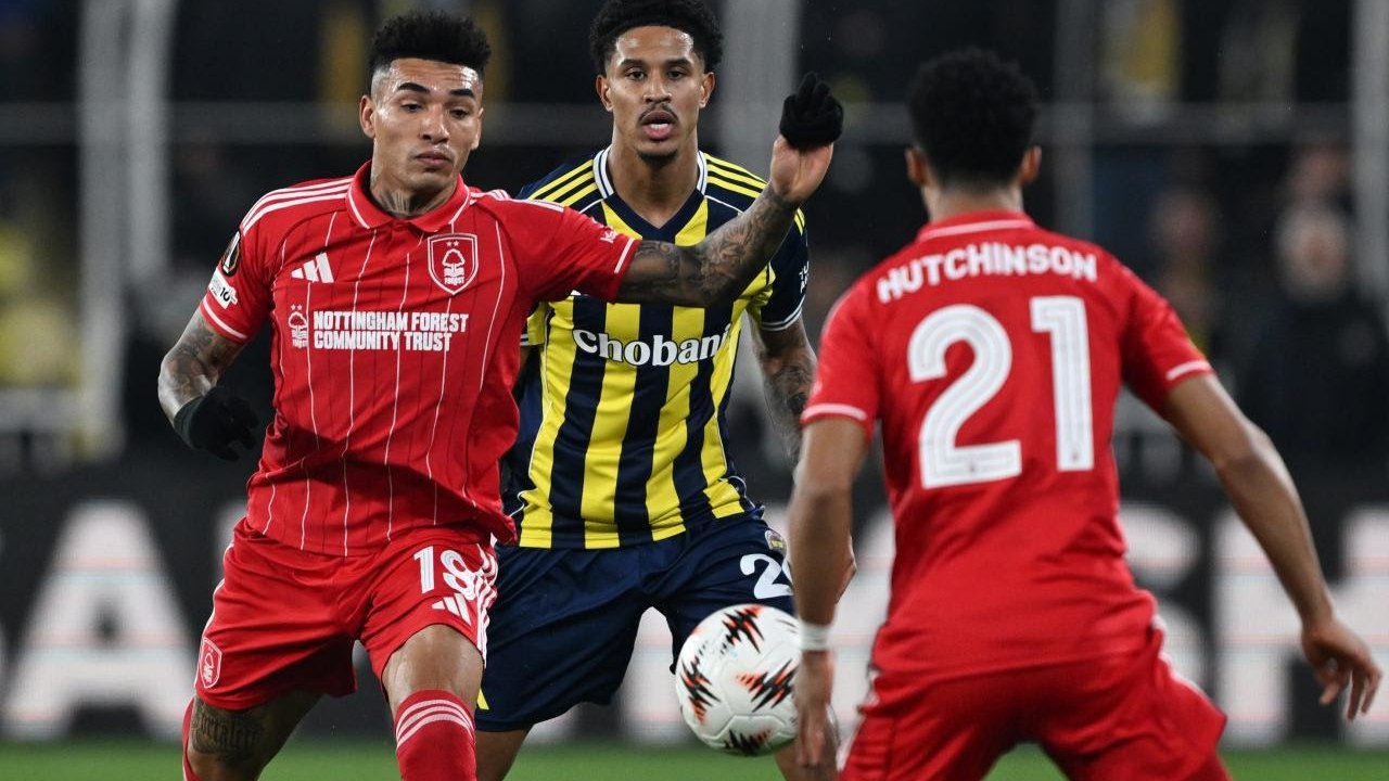 Fenerbahçe kendi evinde dağıldı