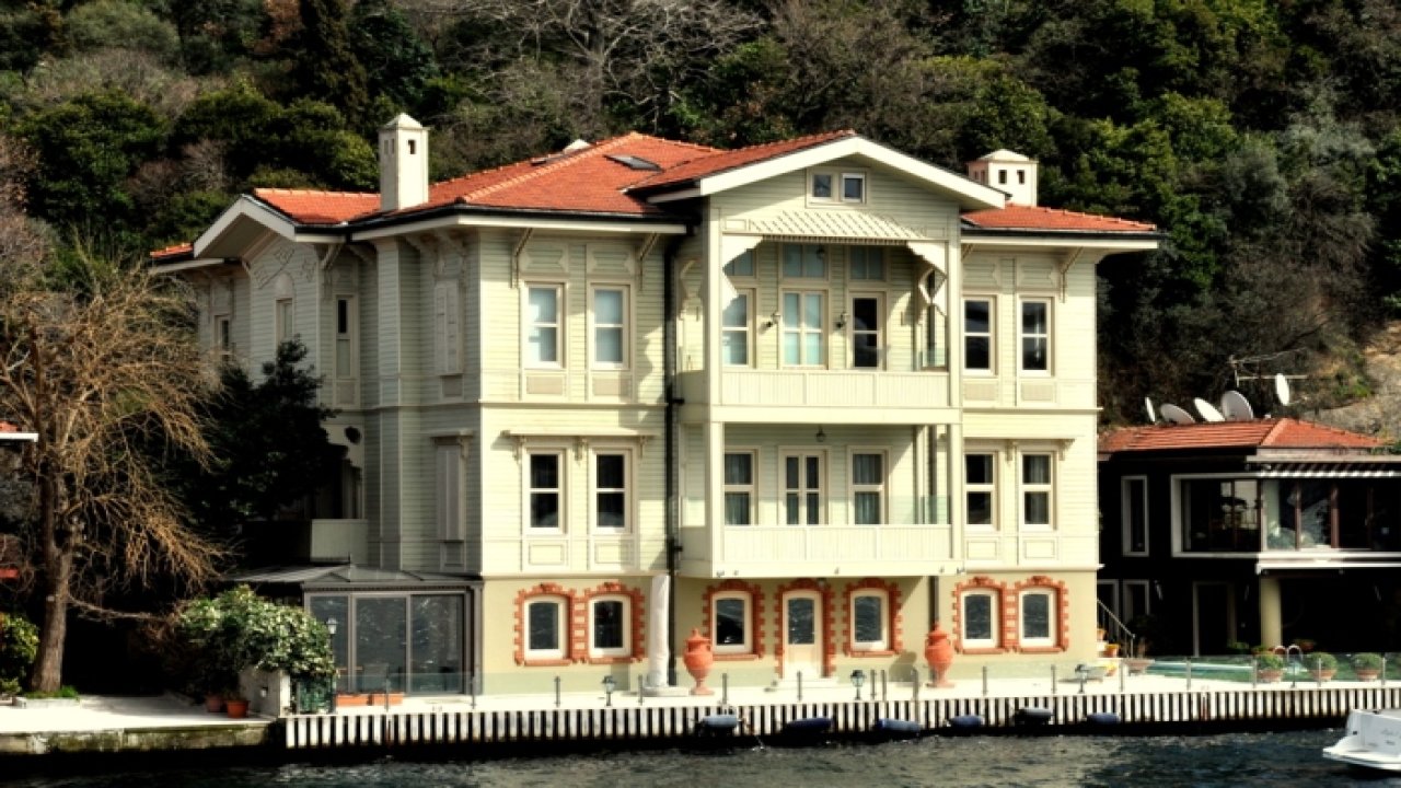 Reza Zarrab ve Ebru Gündeş’in anıldığı yalı davası yeniden mi görülecek?