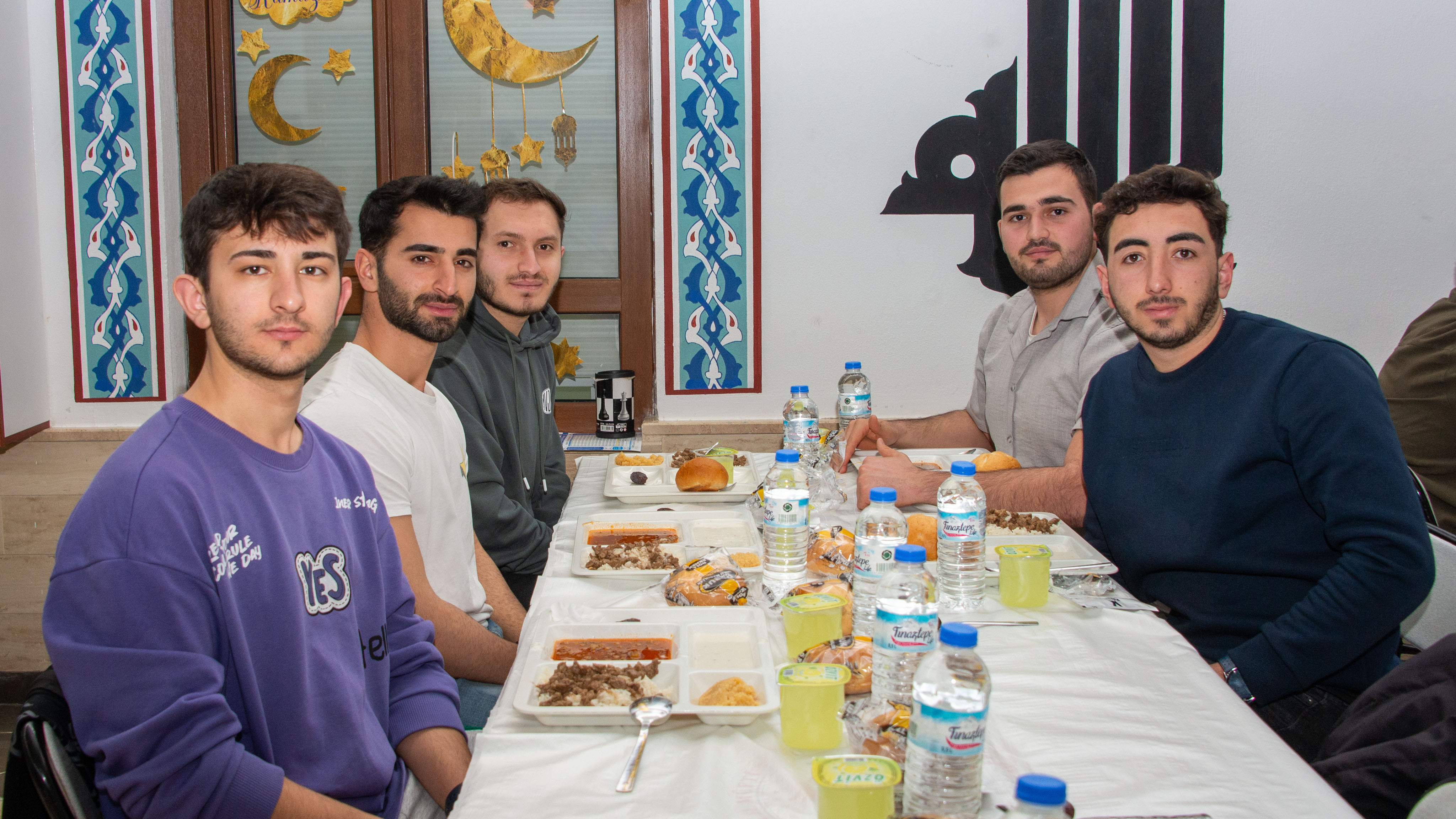 Konya’da gençler iftar sofrasında buluşuyor!