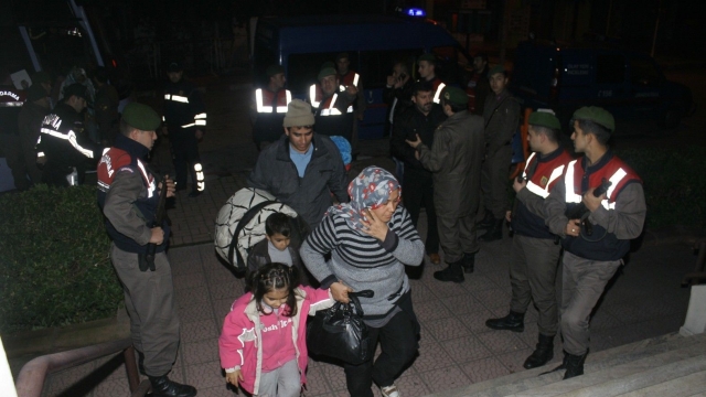 Aydın'da Kaçak Göçmen Operasyonu