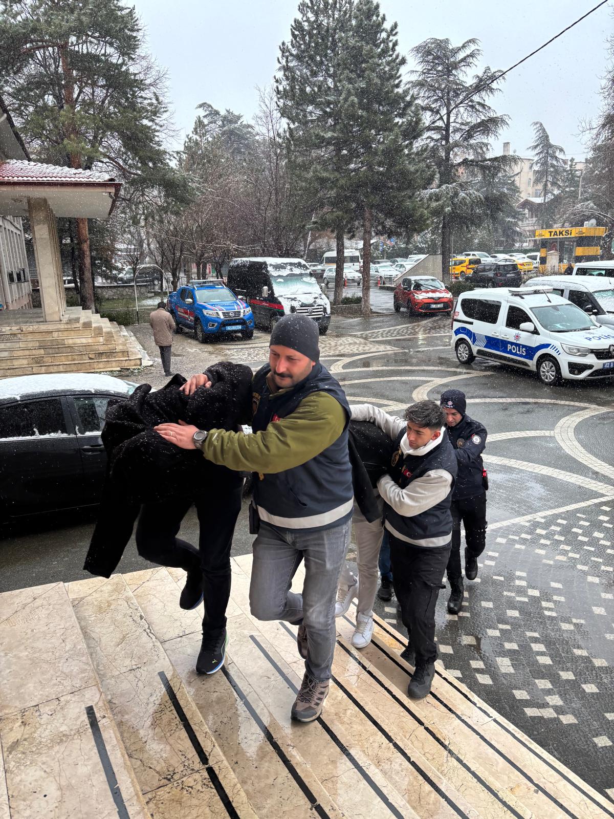 Konya'da sahte altın operasyonu!