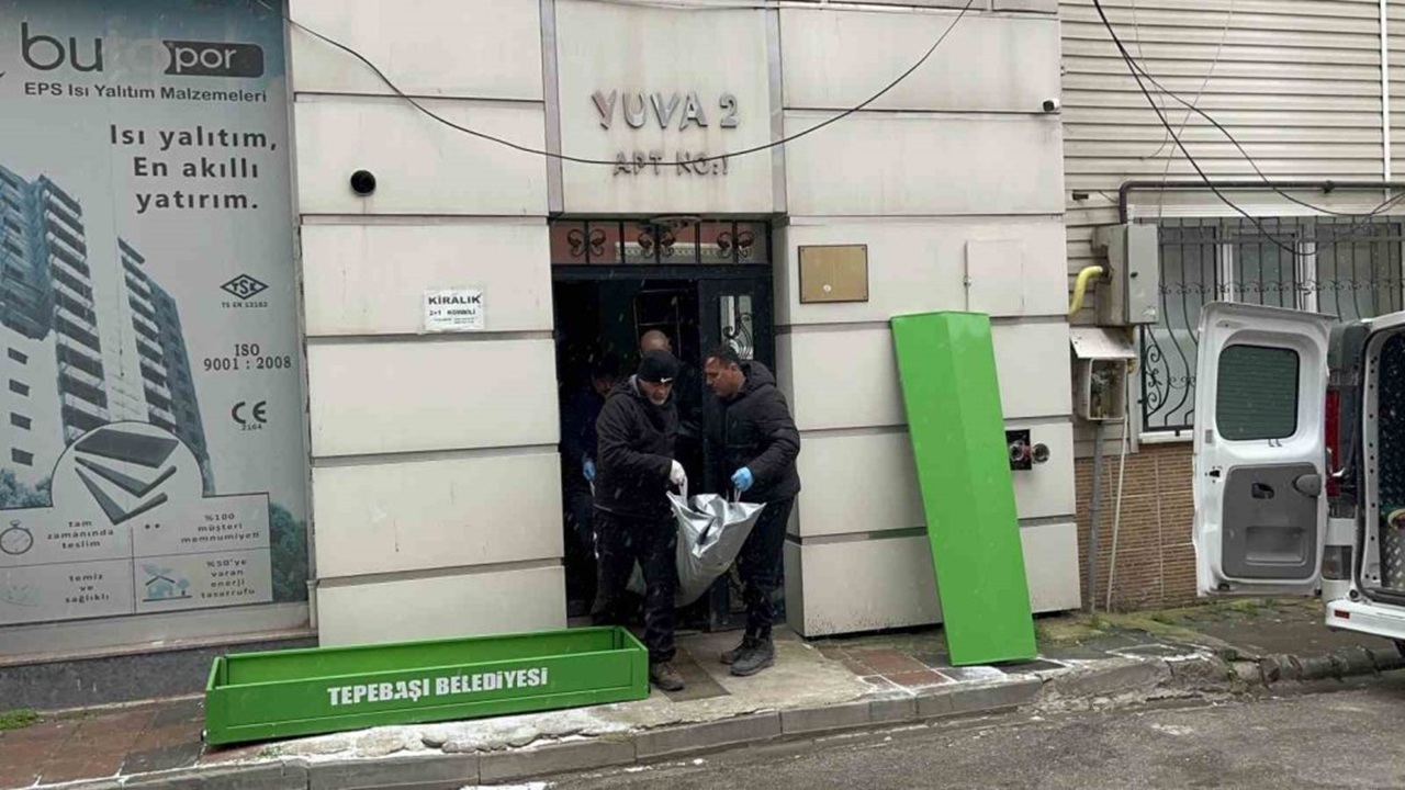 Eskişehir'de sır olay! 7.kattan atlayan adamın eşi evde ölü bulundu! "Ayran-balık yemiştik" dedi