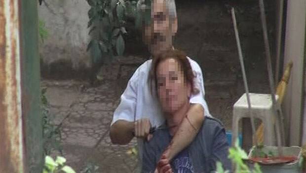 Komşusunun Boğazına Bıçak Dayadı