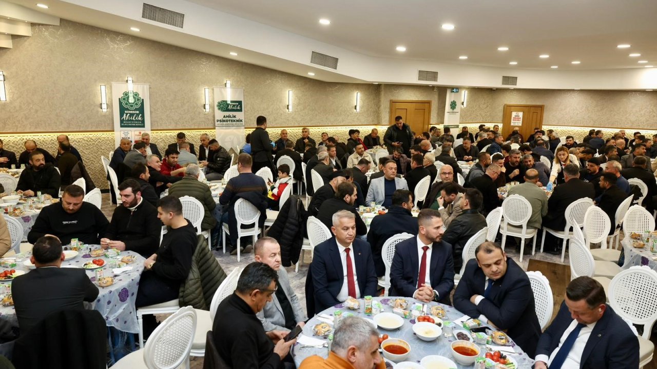 KONESOB iftarında Konya protokolü ve oda başkanları biraraya geldi