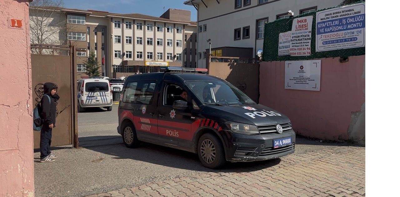 Çekmeköy'de öğrencinin saldırısında biyoloji öğretmeni kurtarılamadı