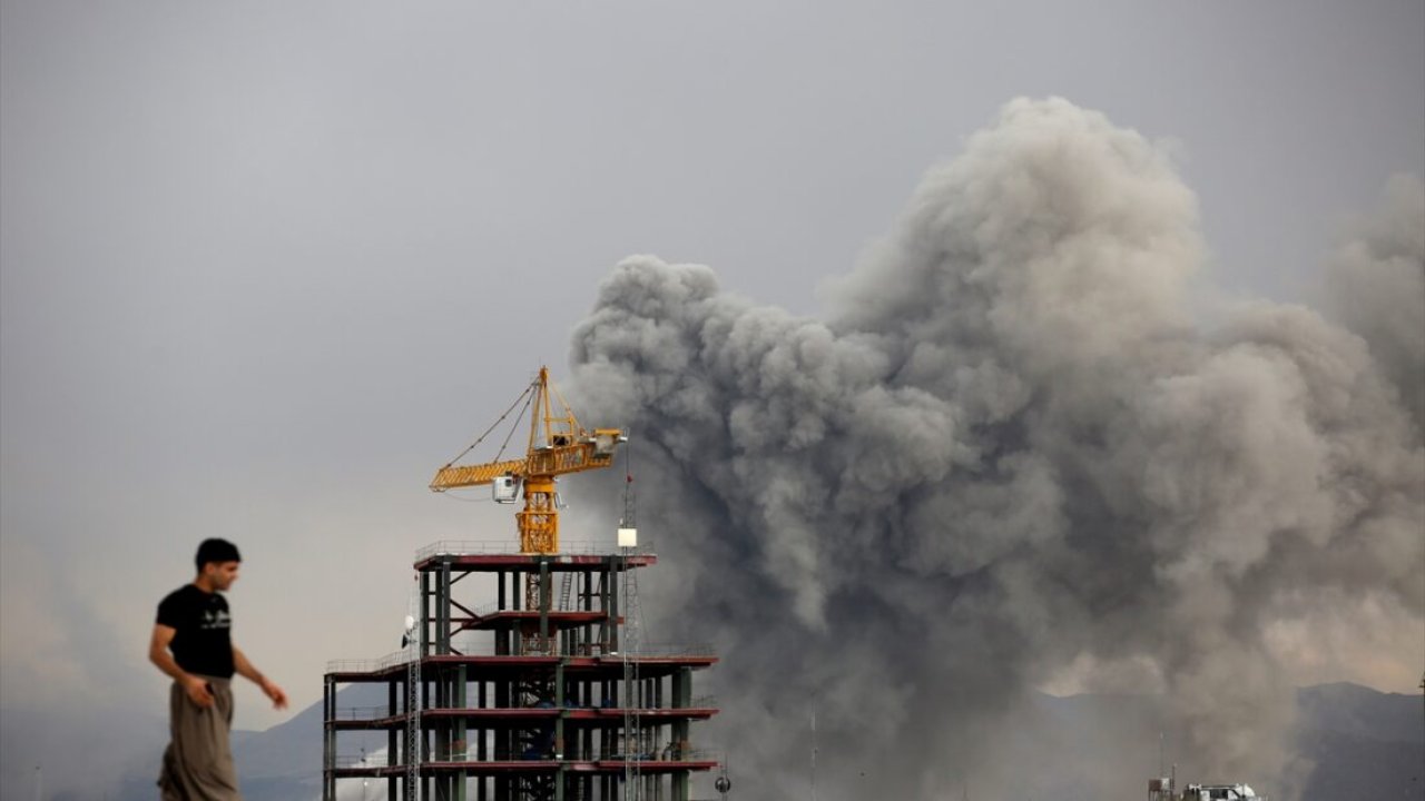 Tahran'da çok sayıda patlama oldu!