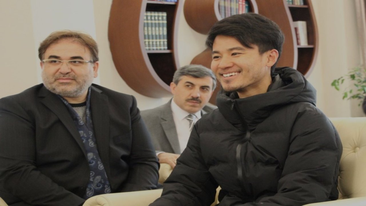 Japon gezgin Gaziantep’te müslüman oldu