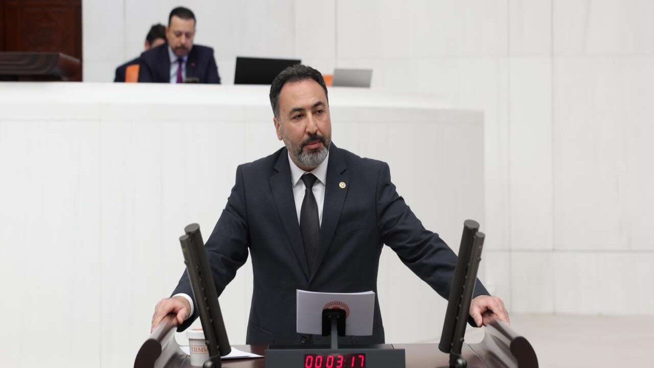 AK Parti Konya Milletvekili Mustafa Hakan Özer'den hakem Ümit Öztürk'e: "Göreceksiniz!"