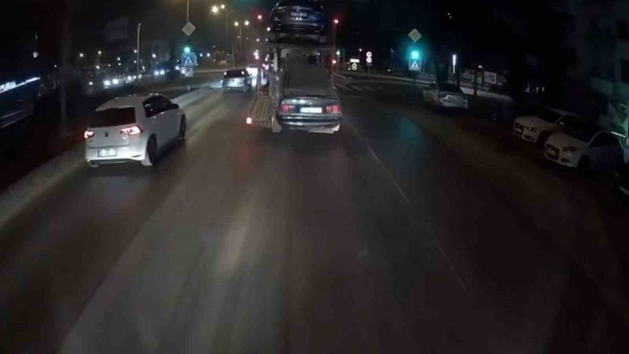 Şaka gibi olay! Çekici otomobili yola düşürdü