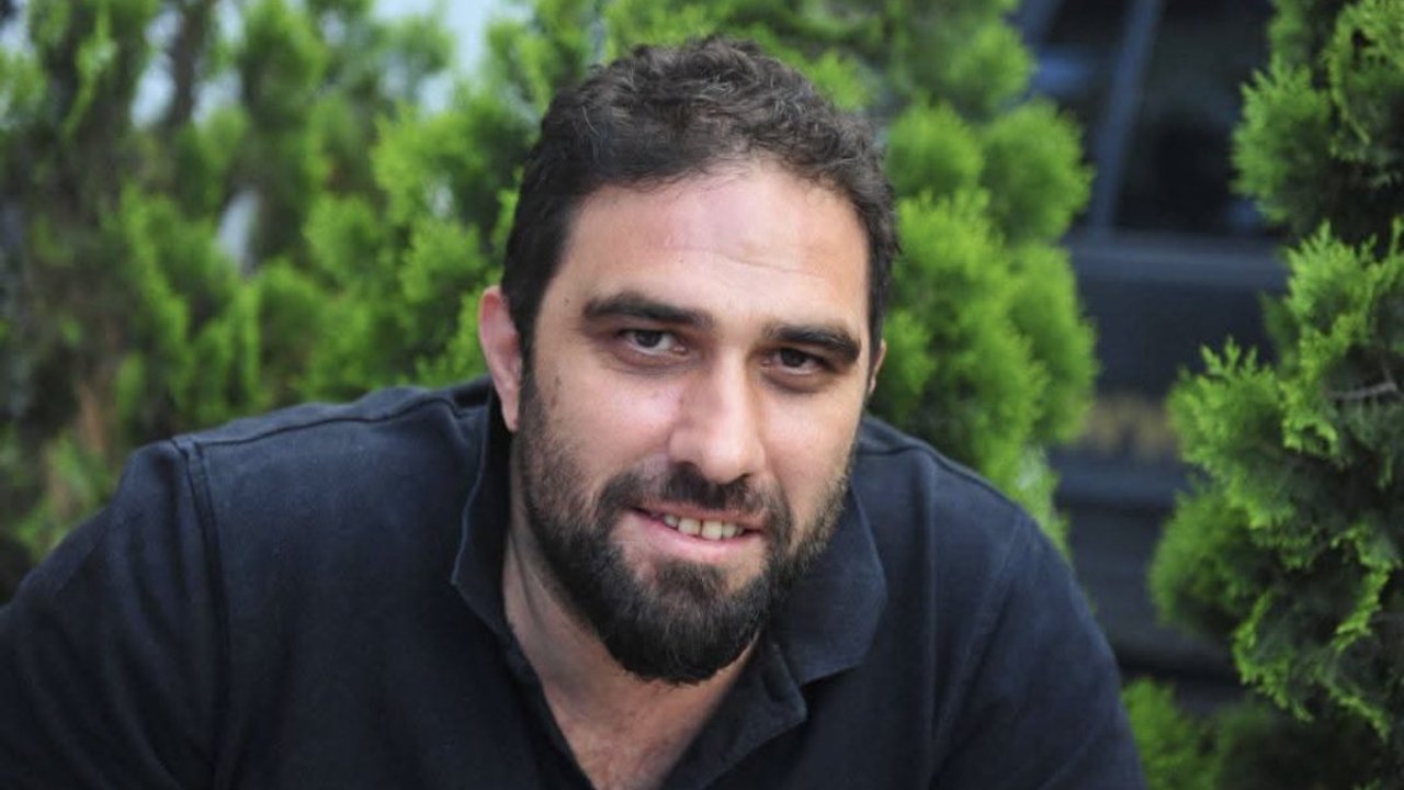 Medya dünyasını sarsan ölüm haberi! Kalp krizinden hayatını kaybetti…