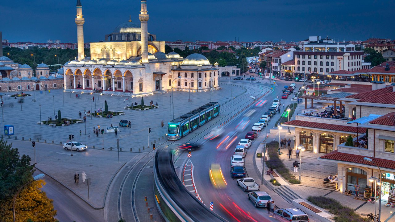 Konya’da bayram coşkusu iki katına çıkıyor: Bu gece başlıyor