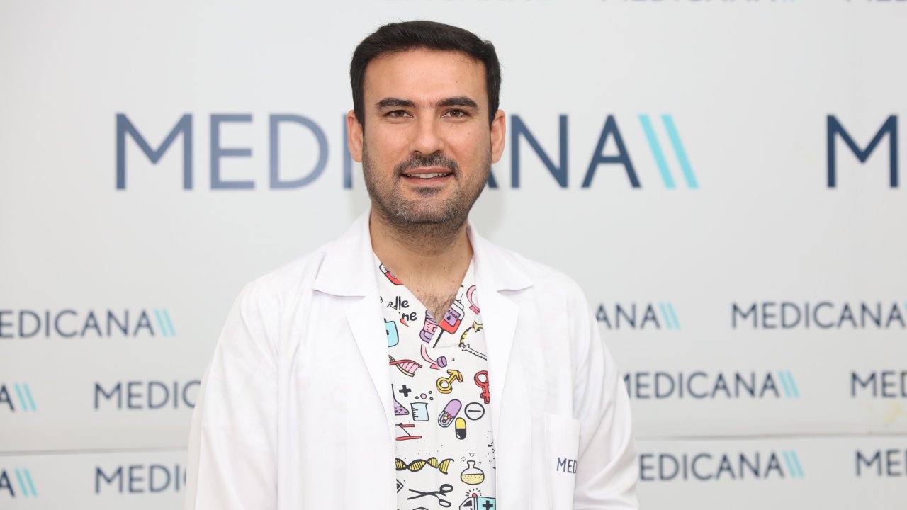 Göz hastalıklarında lazer uygulamaları tedavi başarısını artırıyor