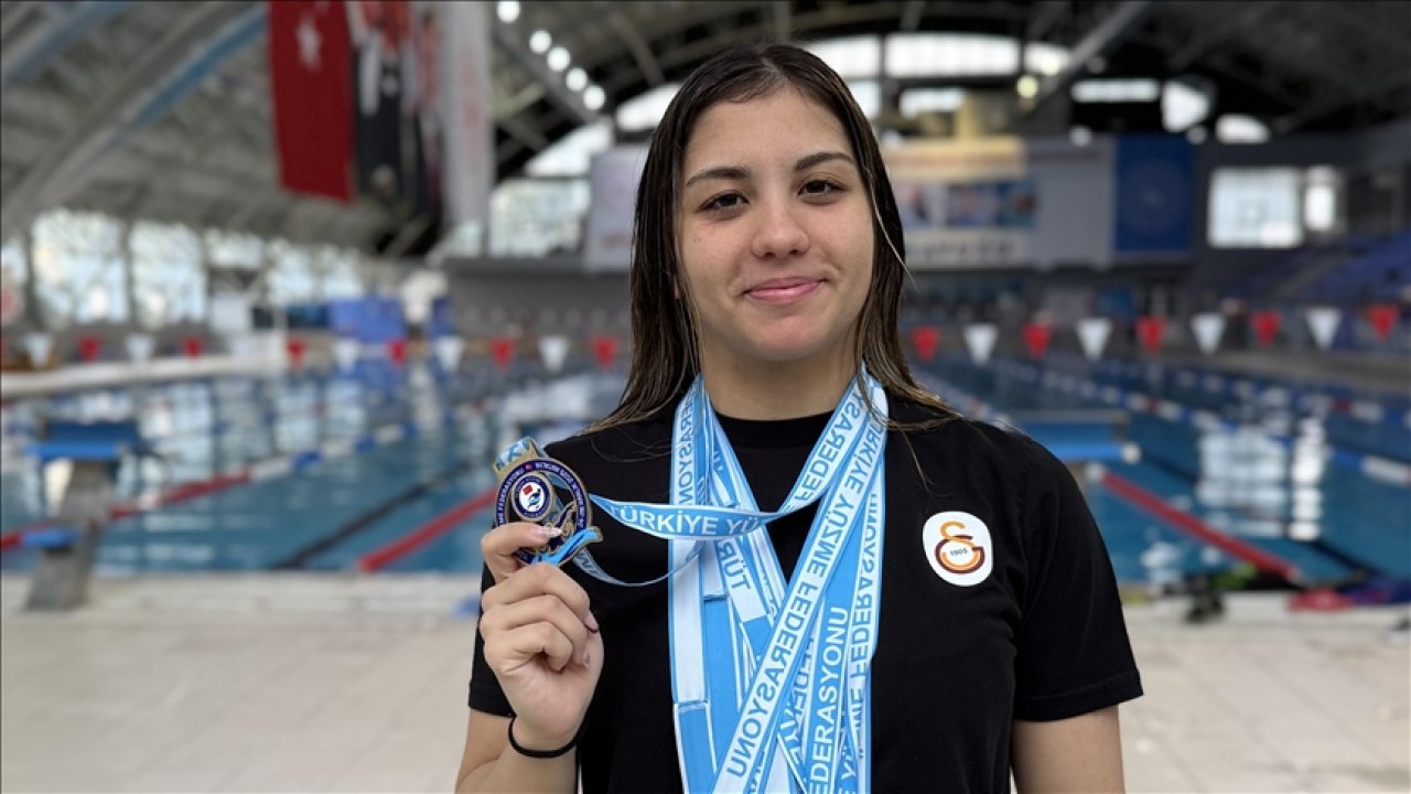 Milli yüzücü Dila Gençay'ın hedefi net