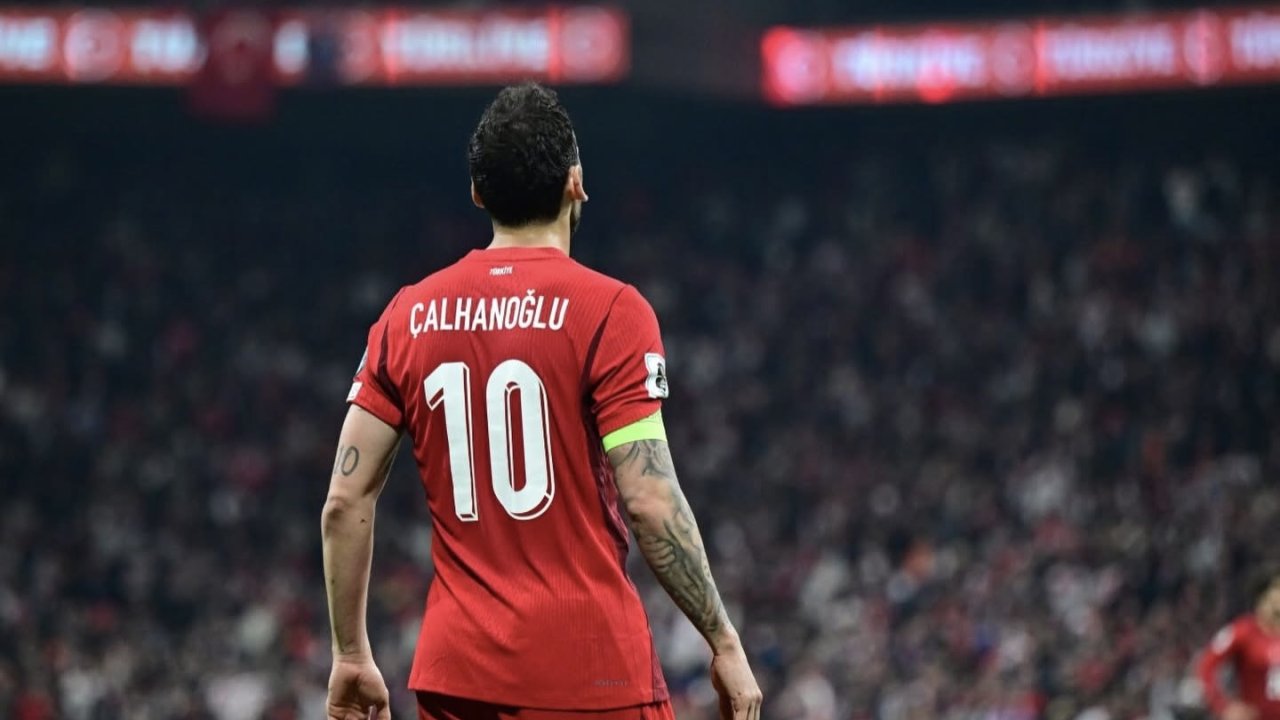 Kaptan Hakan Çalhanoğlu’ndan Dünya Kupası mesajı