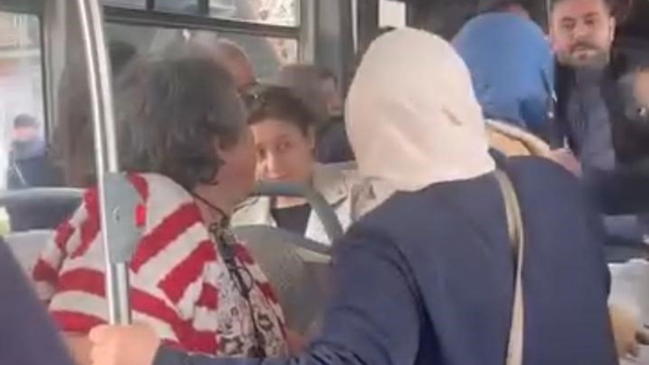 Kadınlar otobüste kavga etti, şoför kolunu ısırdı
