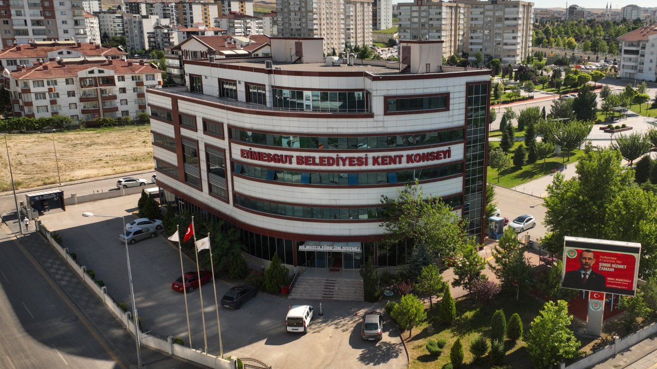 Son dakika: Etimesgut Belediyesi’ne operasyon!