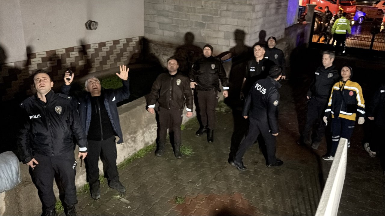 Aksaray’da 5 katlı apartmanda yangın paniği: 6 kişi hastanelik oldu