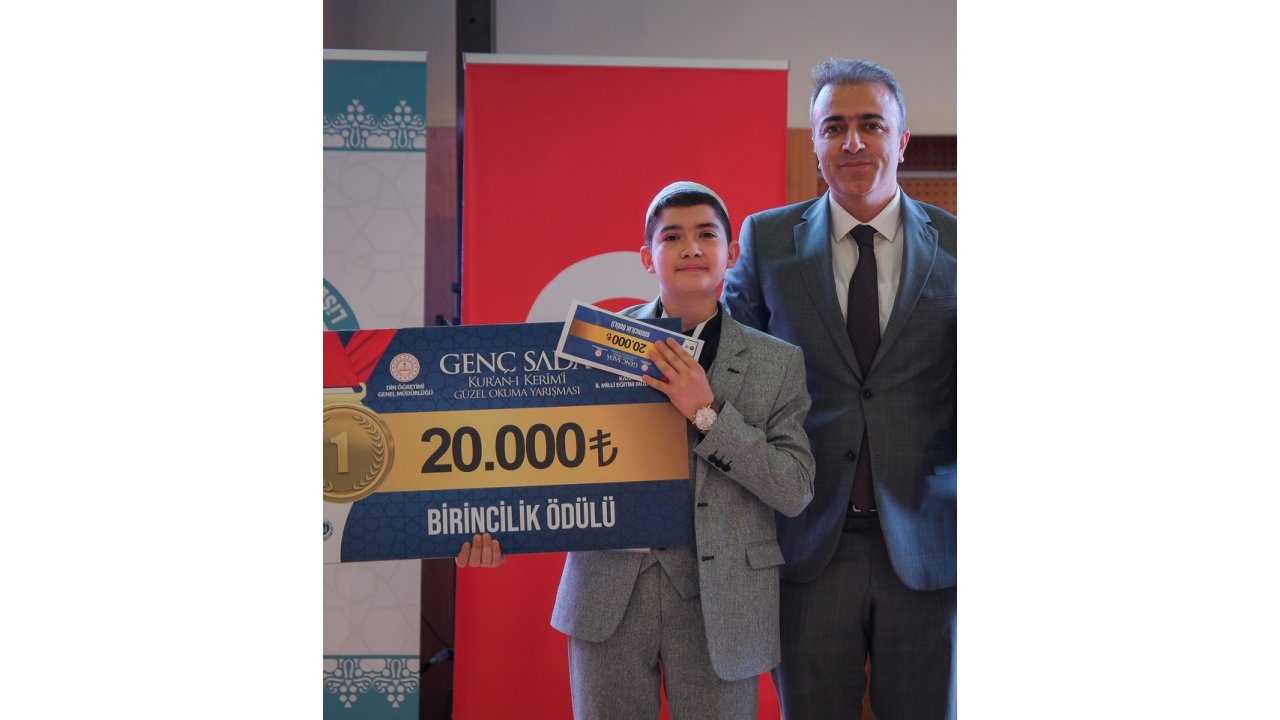 Konyalı öğrenci birinci oldu