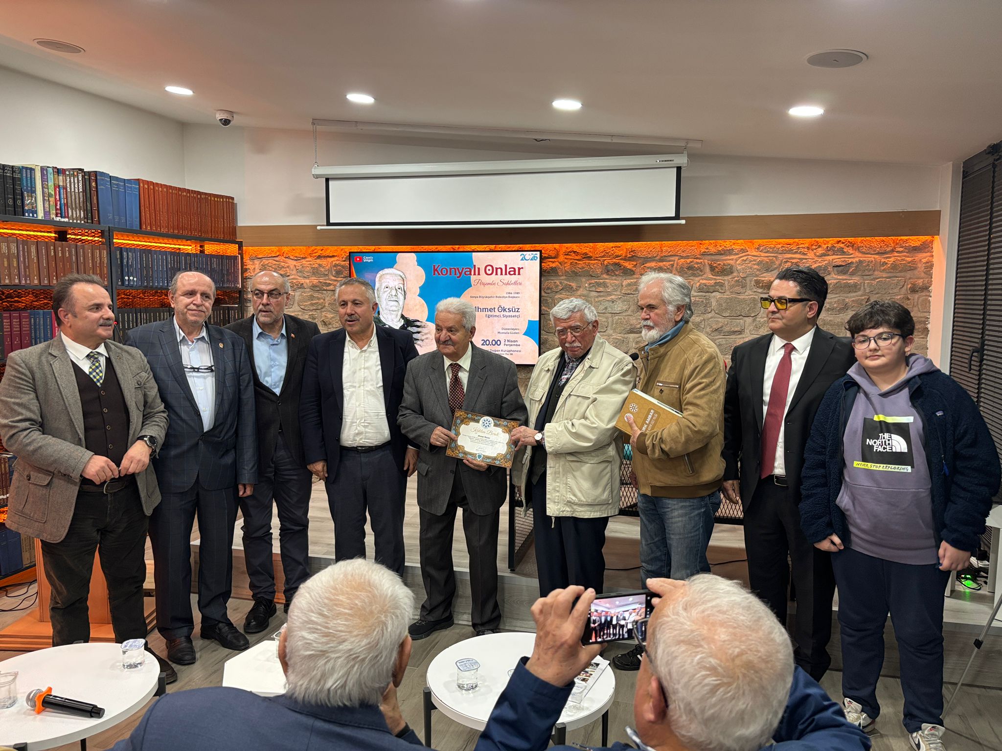 Başkan Ahmet Öksüz: "Öğretmenlik bir gönül işidir"