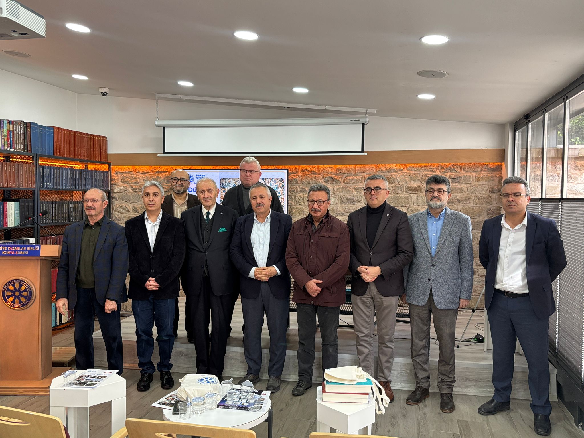 TYB Konya’da  “Dünya Dili Türkçe” ele alındı