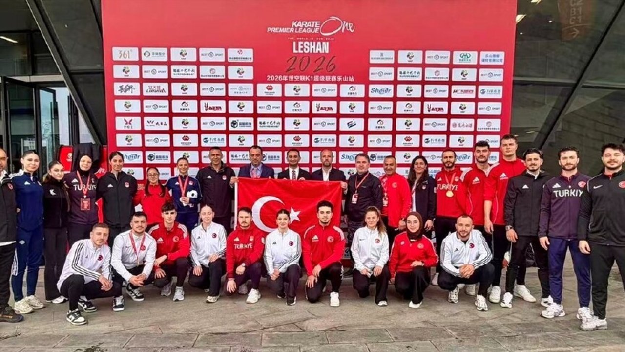 Milli karateciler madalyaları topladı