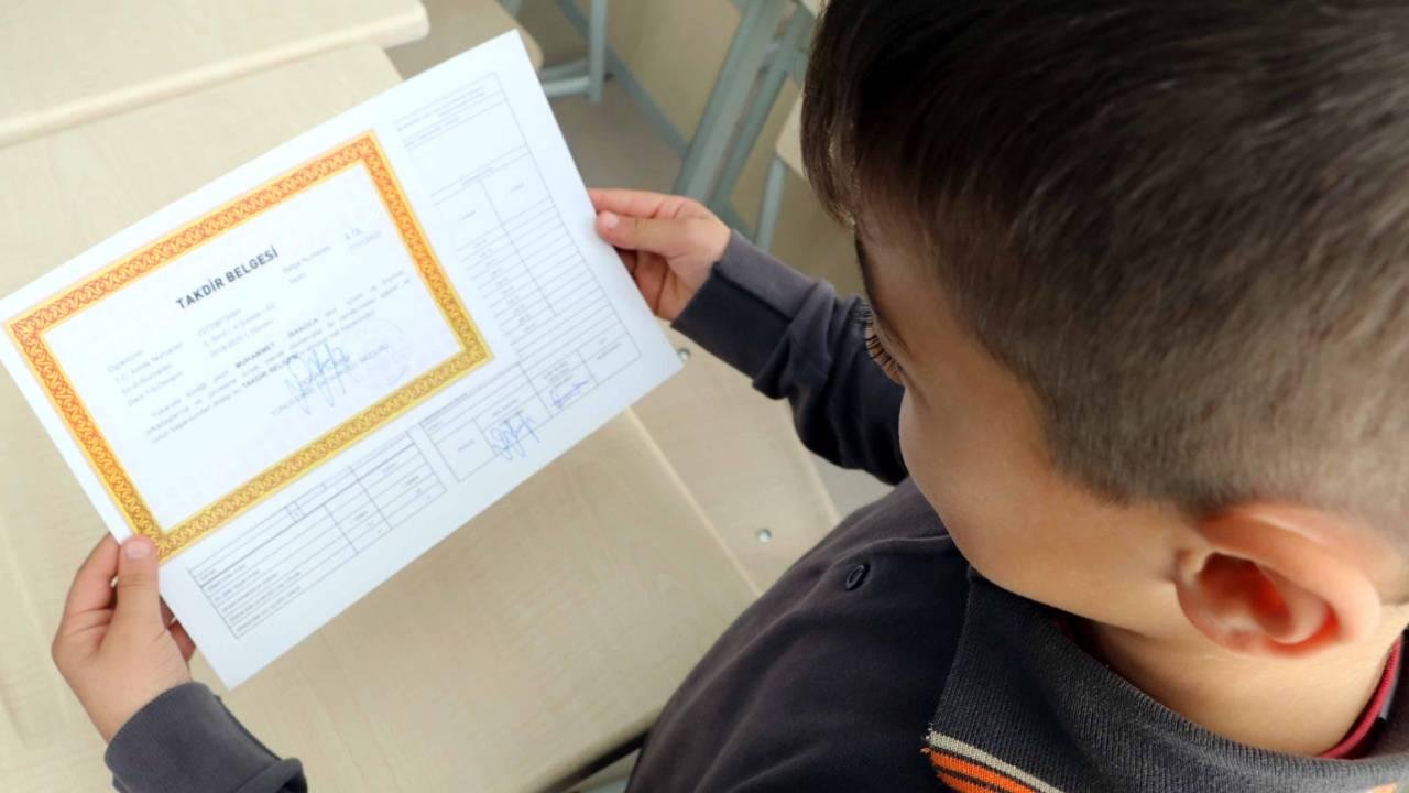 2026 karne günü ne zaman? Yaz tatili için geri sayım başladı