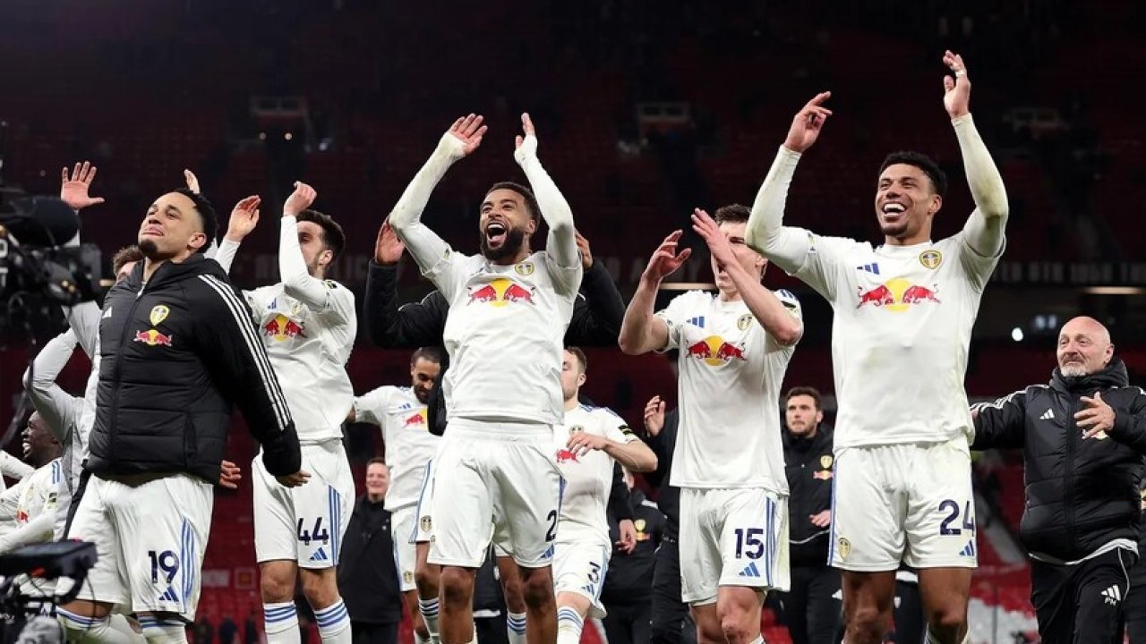 Leeds United, 45 yıl aradan sonra bir ilki yaşadı