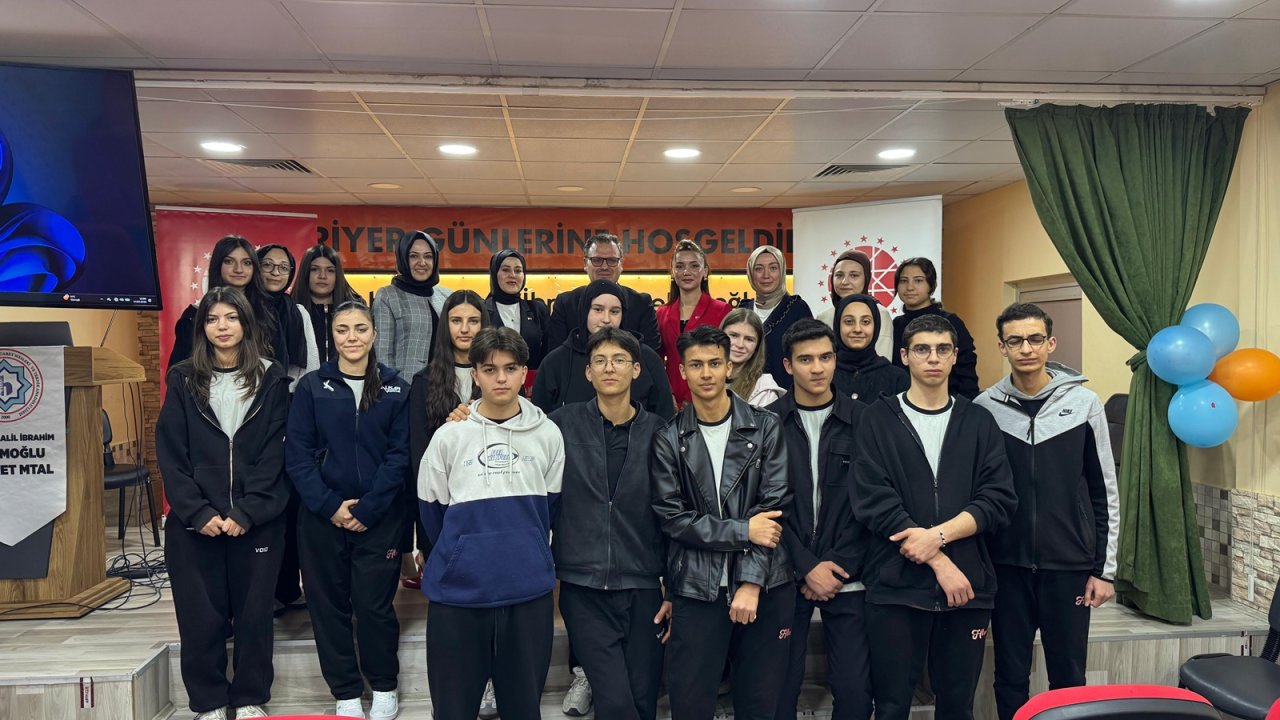 Sosyal medya nasıl güvenli kullanılır? Konya’daki öğrencilere eğitimi verildi