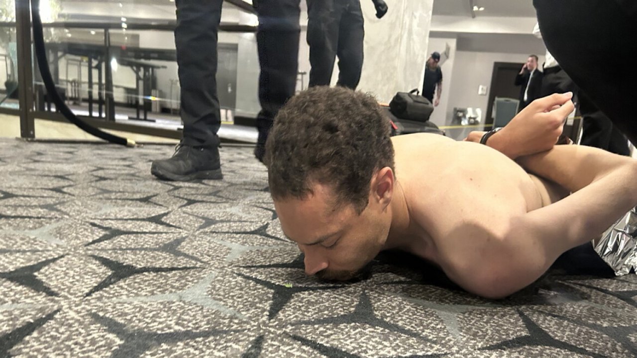 Trump'a yönelik silahlı saldırının şüphelisi öğretmen çıktı!