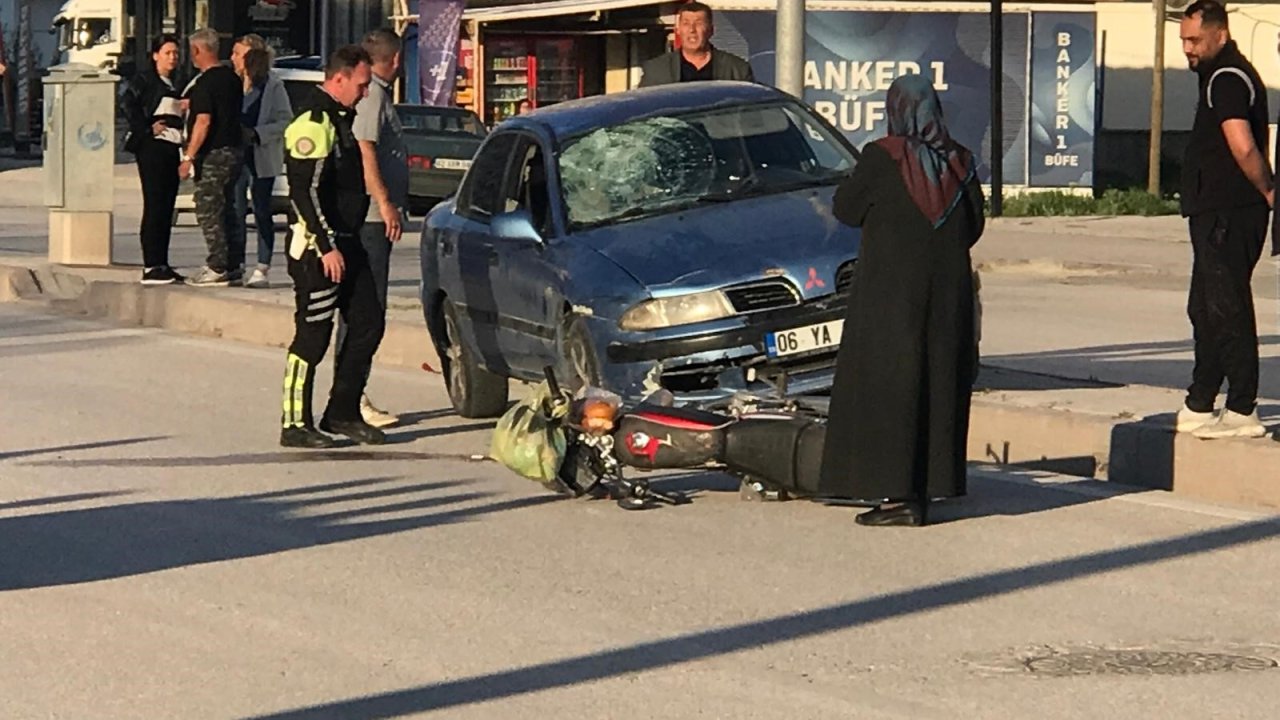 Konya'da otomobil ile motosiklet çarpıştı!