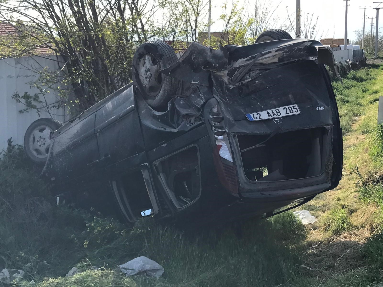 Konya'da zincirleme kaza: 3 araç karıştı! Yaralılar var