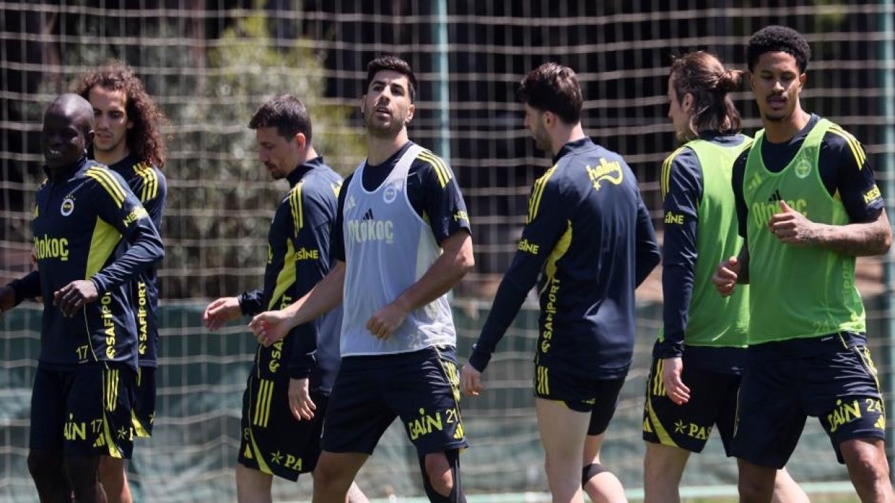 Fenerbahçe Konyaspor maçına hazırlanıyor