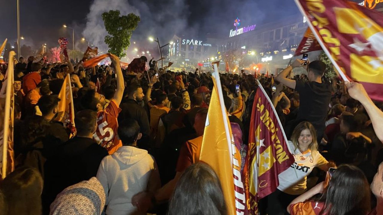Galatasaraylılar Konya'da şampiyonluğu kutladı
