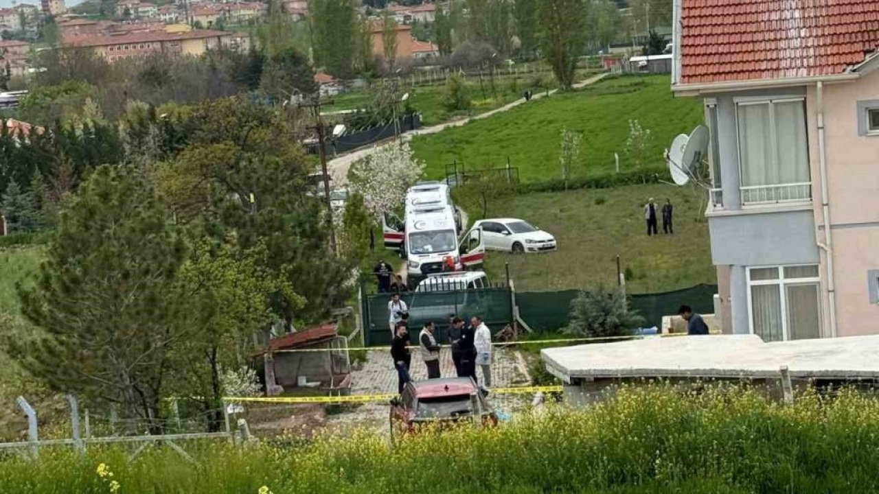 Kardeşini öldürdü!