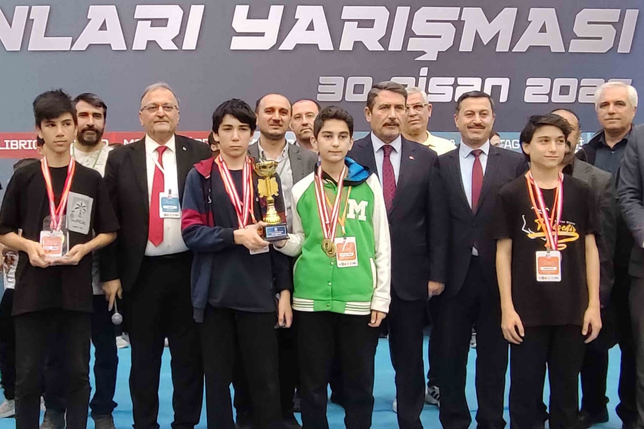 Akıl ve Zeka Oyunları'nda Meram'da büyük gurur