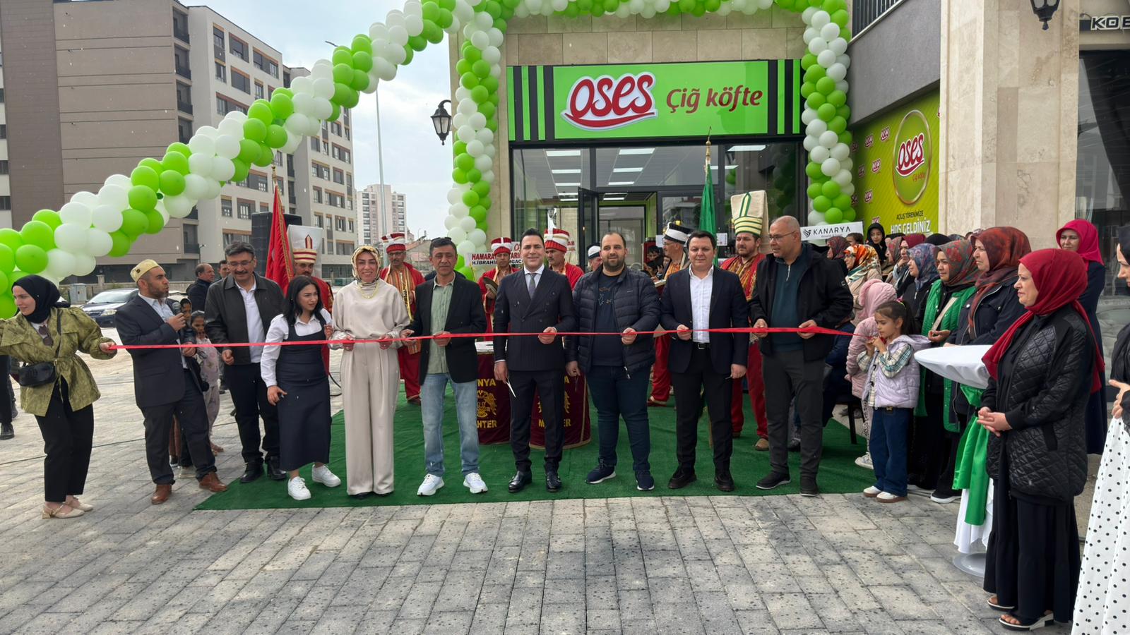 Oses Çiğköfte'nin Konya’da yeni şubesi açıldı
