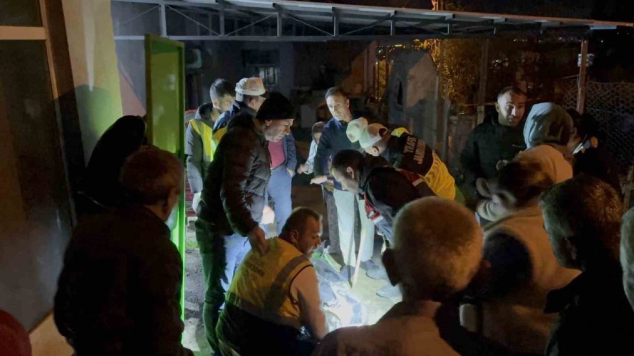 Babasını silahla öldüren şahıs jandarmaya gidip teslim oldu