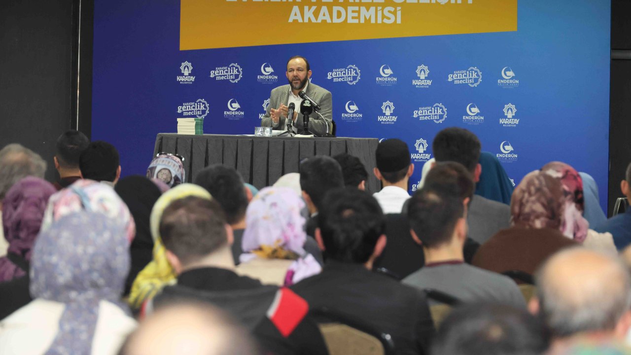 Karatay’ın Aile Akademisi dolu dolu geçiyor