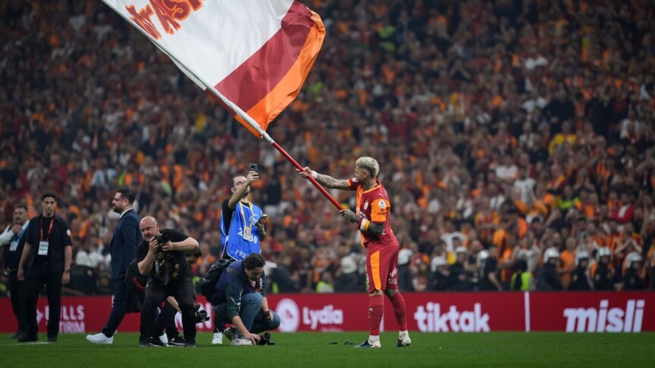 Galatasaray Bayern Münih ile yarışıyor