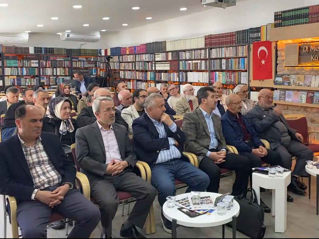 İslam Ekolojisi ve Mevlâna Konya'da ele alındı