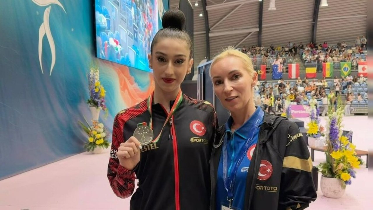 Hatice Gökçe Emir'den tarihi madalya