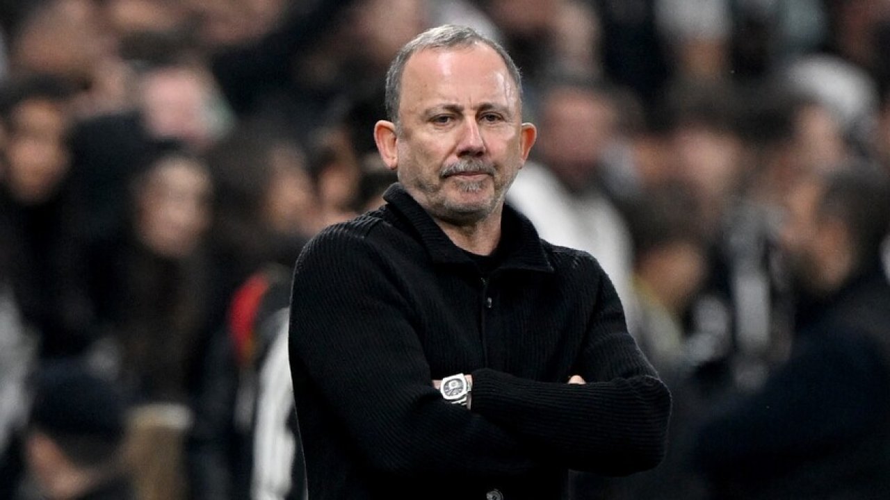 Beşiktaş'ta Sergen Yalçın ne yaptı?